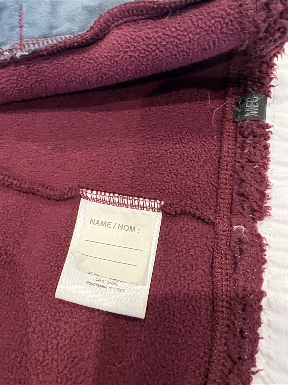 MEC Youth Zip-Up Sherpa Jacket - Wine
Size 16 - Picture 5 of 6